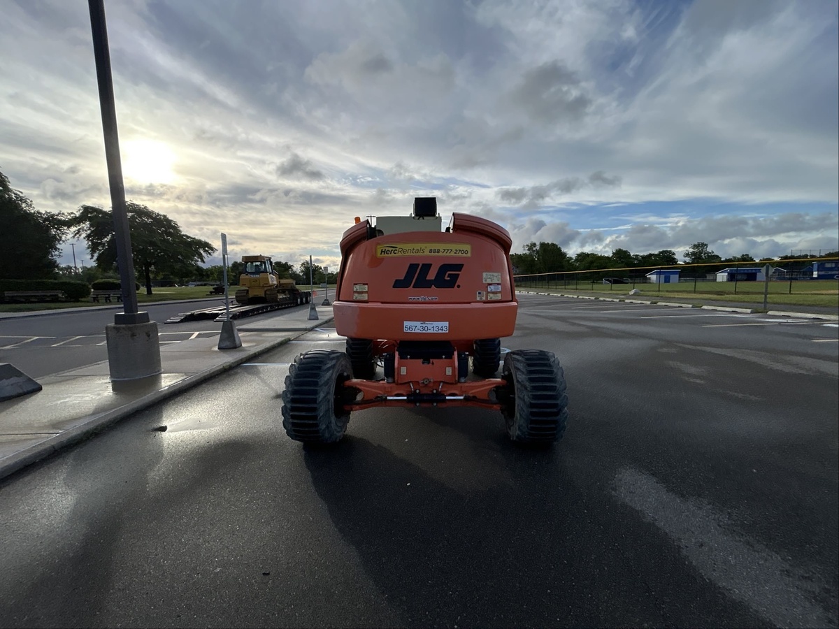2016 JLG 450AJ-2