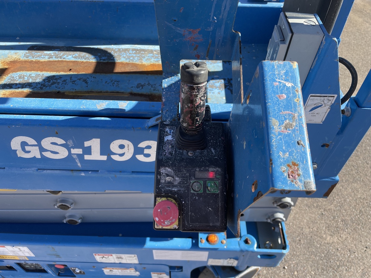 2018 Genie GS-1930-6