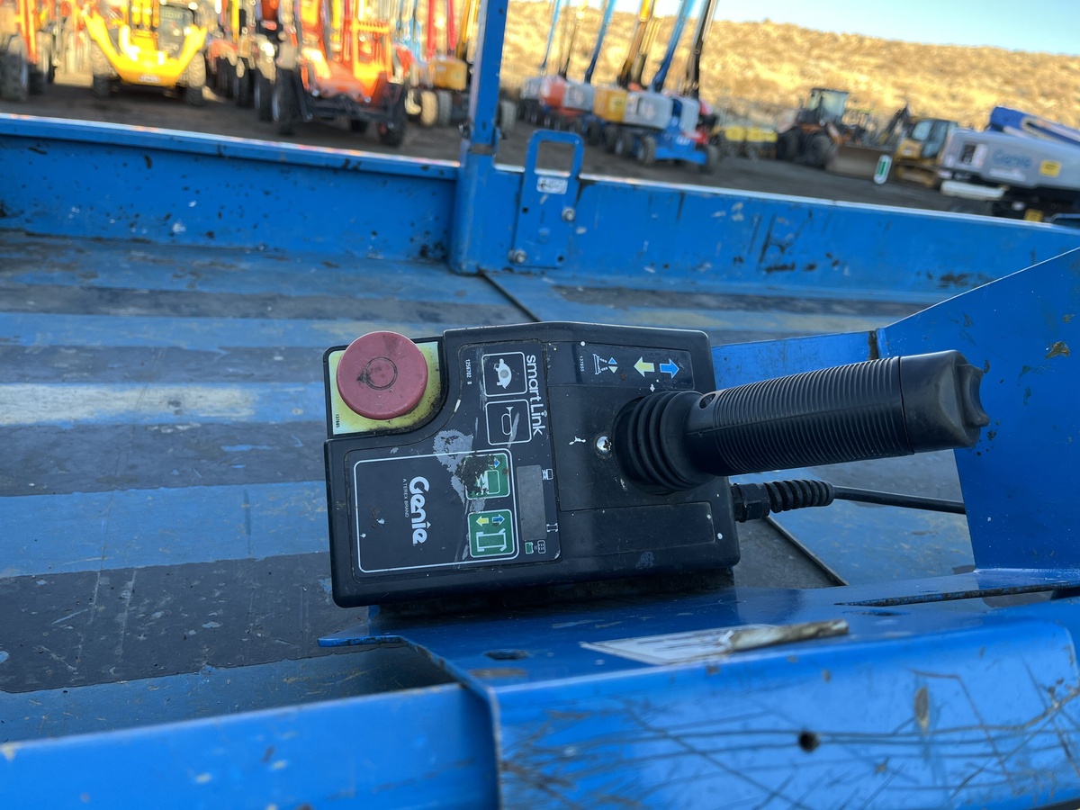 2017 Genie GS-4047-7