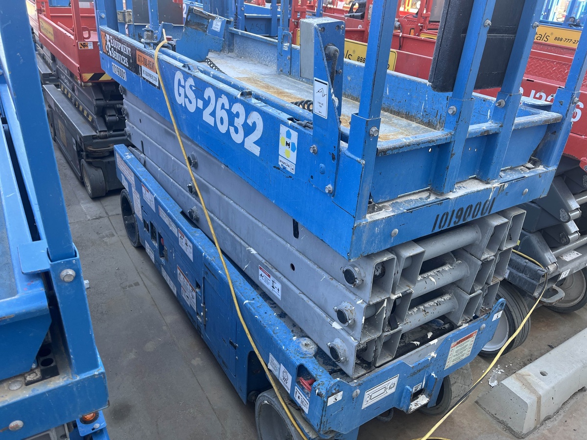 2016 Genie GS-2632