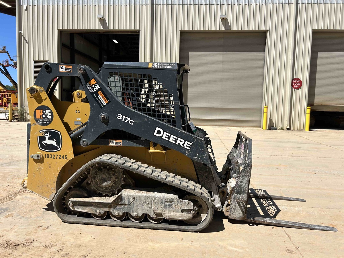 2021 John Deere 317G-3