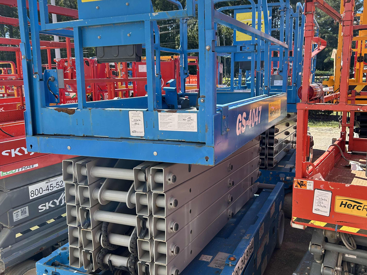 2019 Genie GS-4047-2