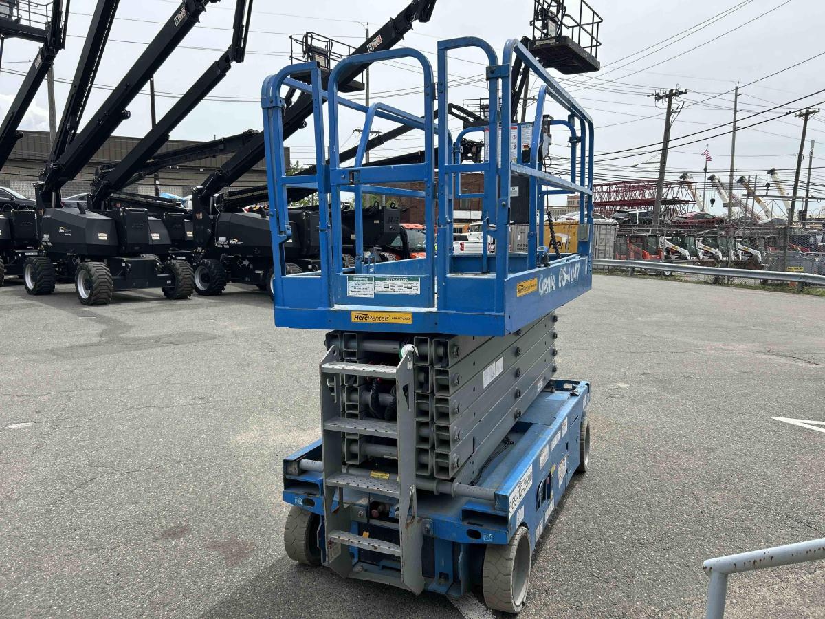 2017 Genie GS-4047-3