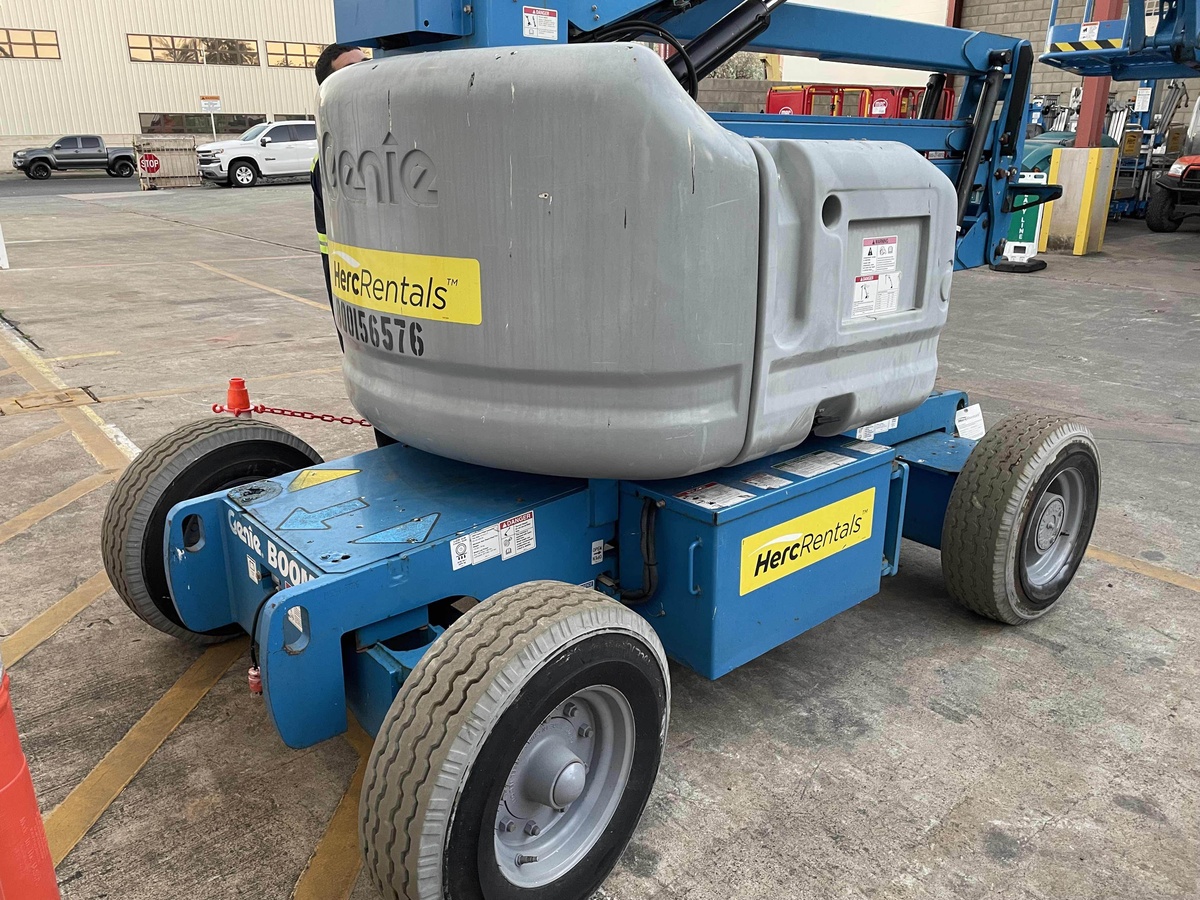 2017 Genie Z-45/25-9