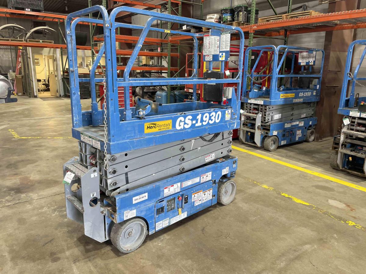 2018 Genie GS-1930