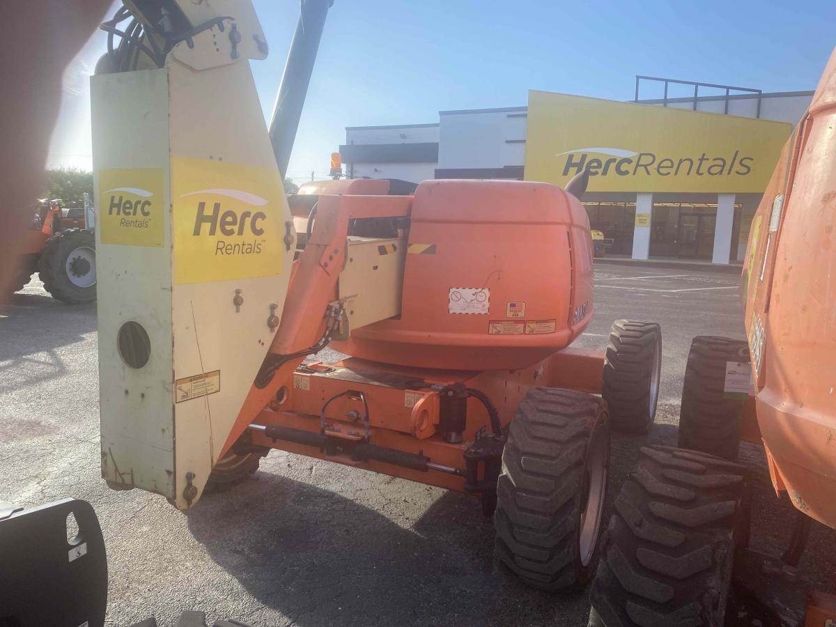 2016 JLG 600AJ