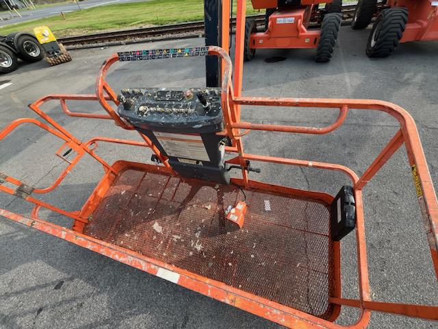 2015 JLG 800AJ-6