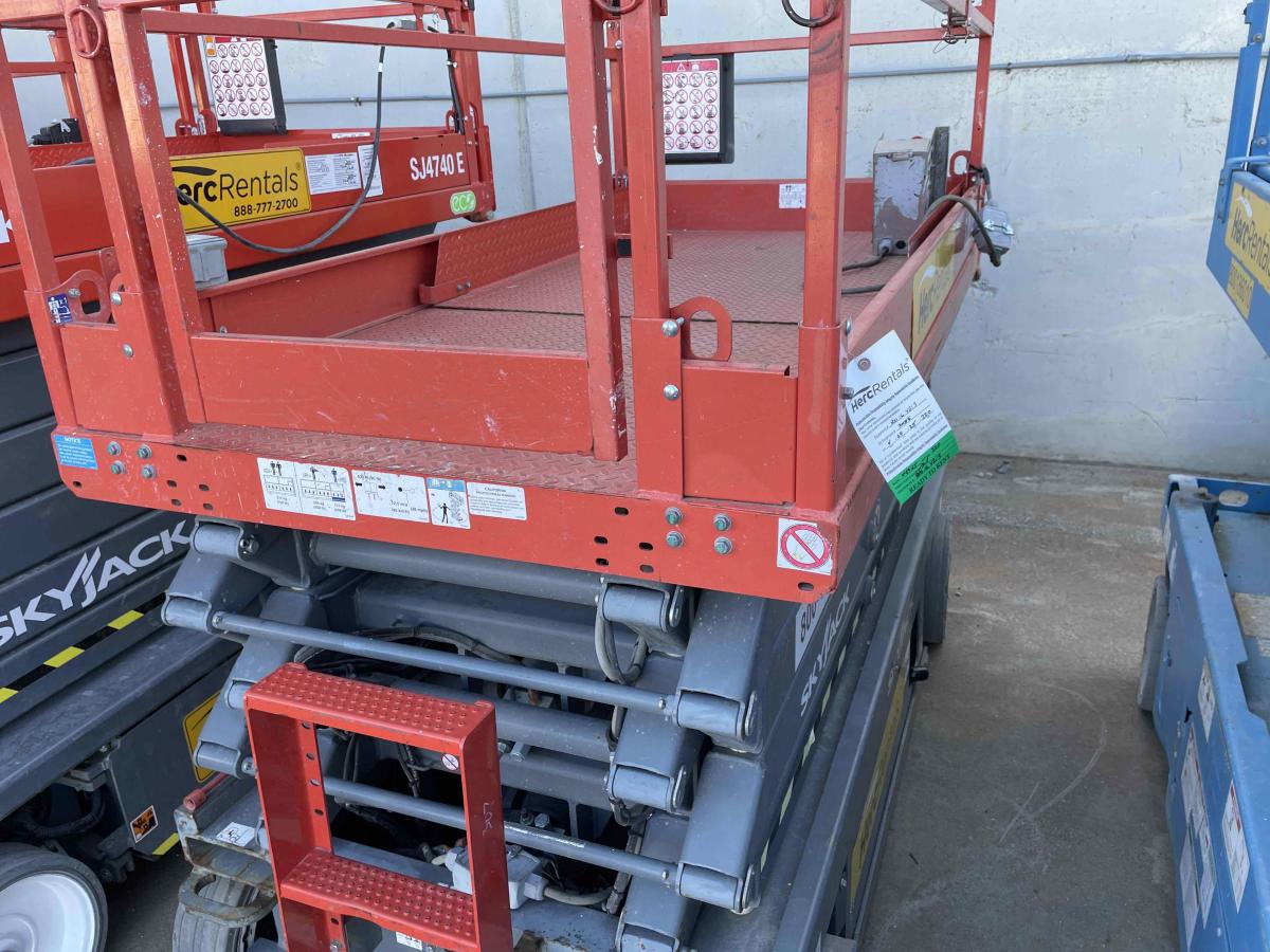 2017 Skyjack SJ4632