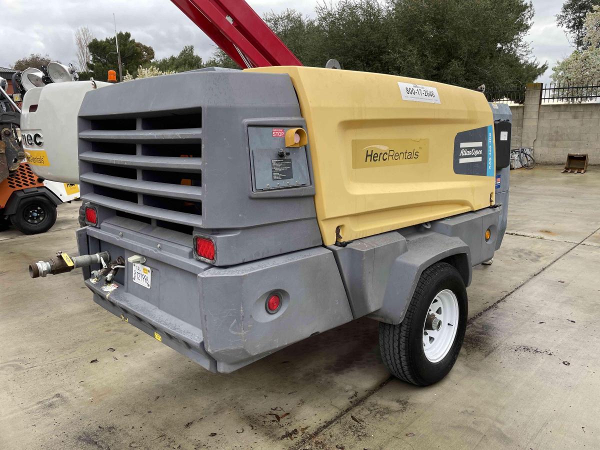 2017 Atlas Copco XAS 400