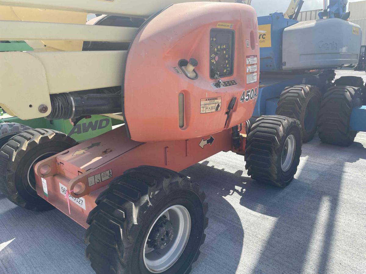 2005 JLG 450AJ