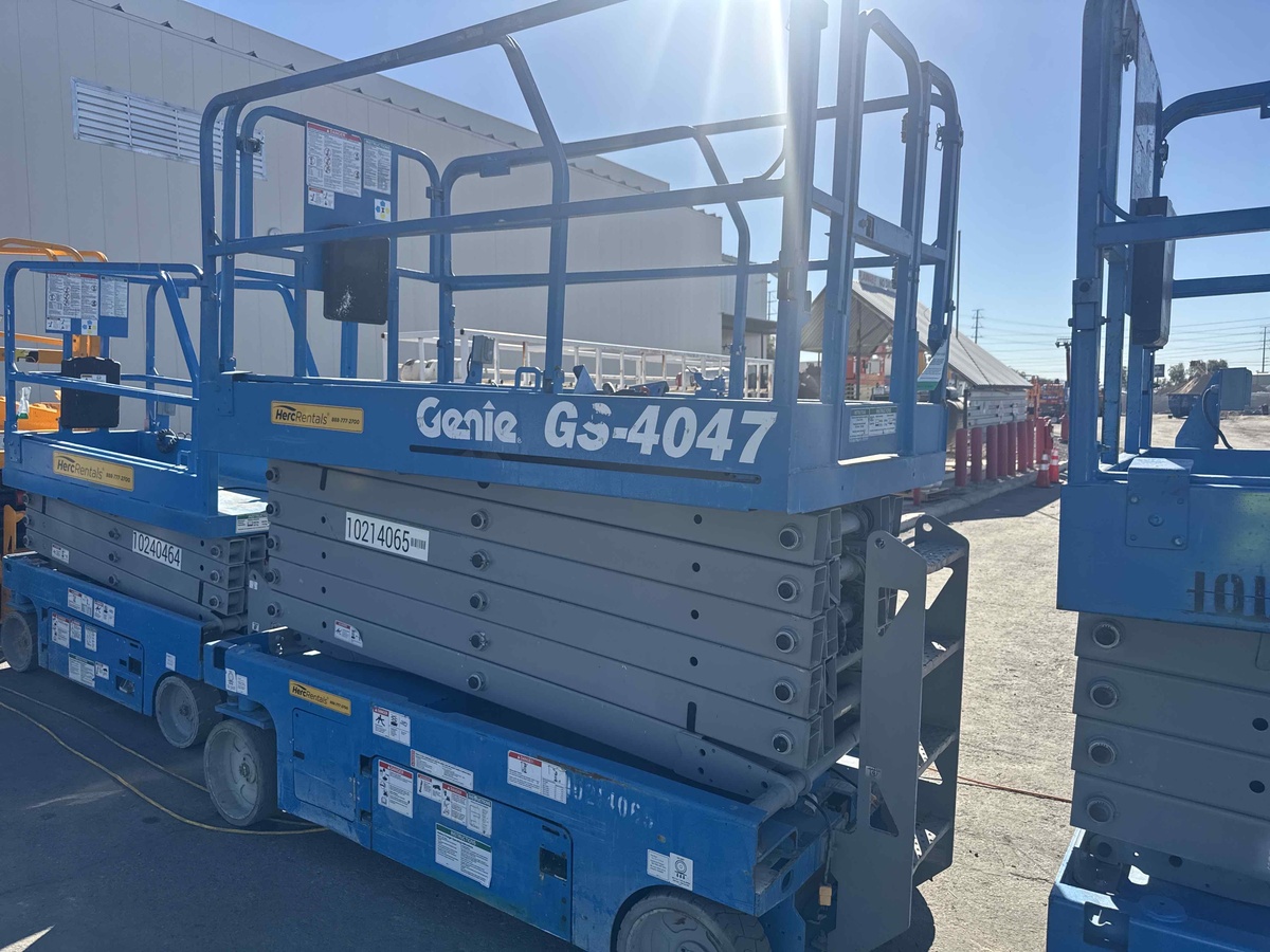 2017 Genie GS-4047-4