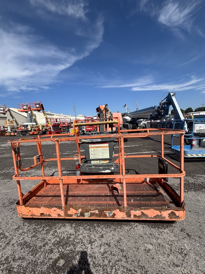 2018 JLG 660SJ-5