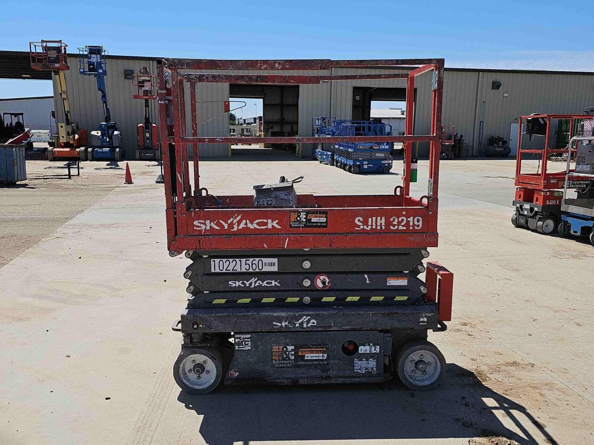 2017 Skyjack SJ3219