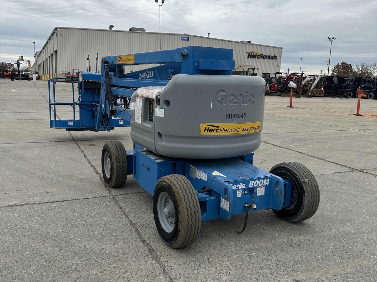 2016 Genie Z-45/25-2