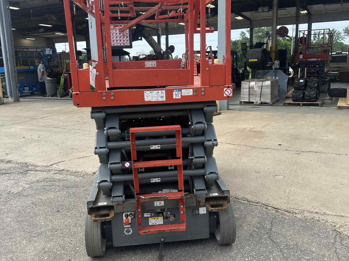 2018 Skyjack SJ4740-2