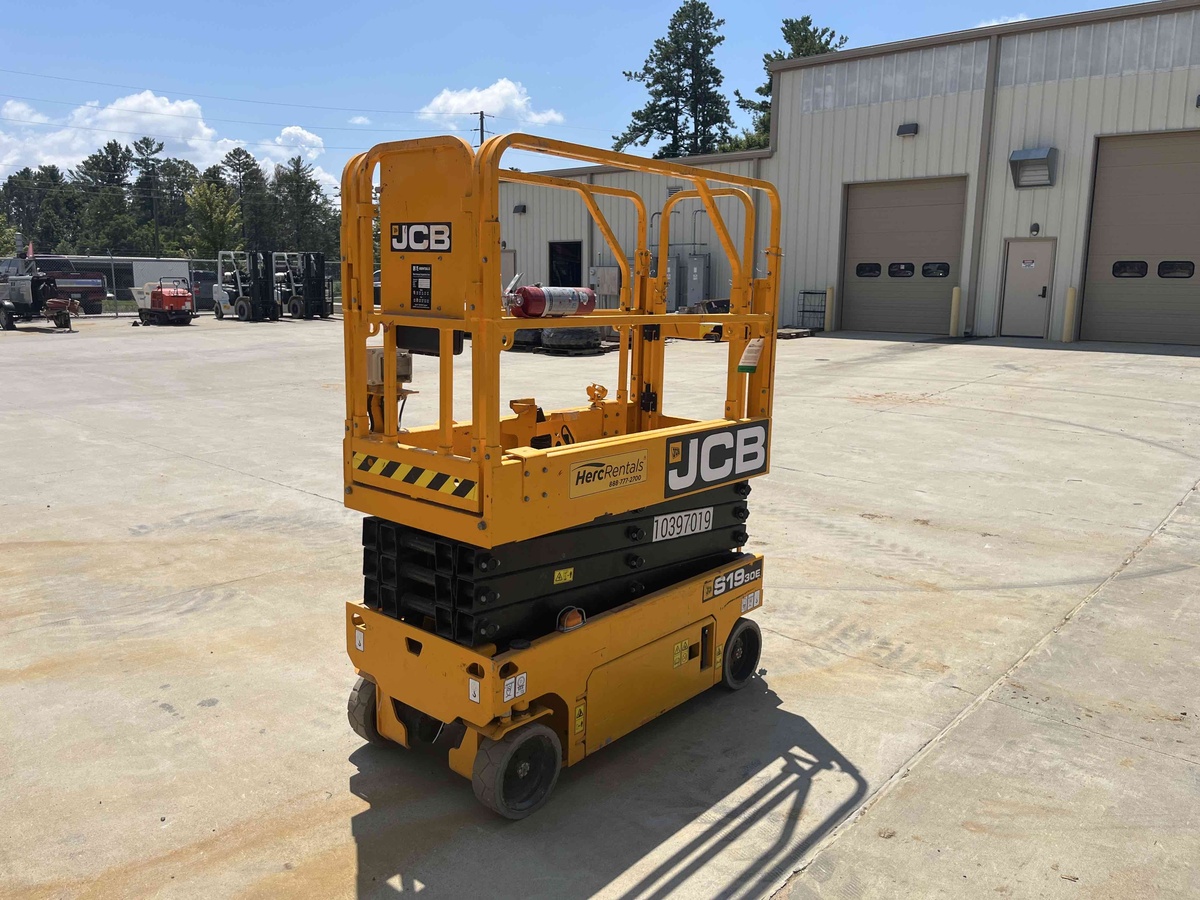 2022 JCB S1930E-1