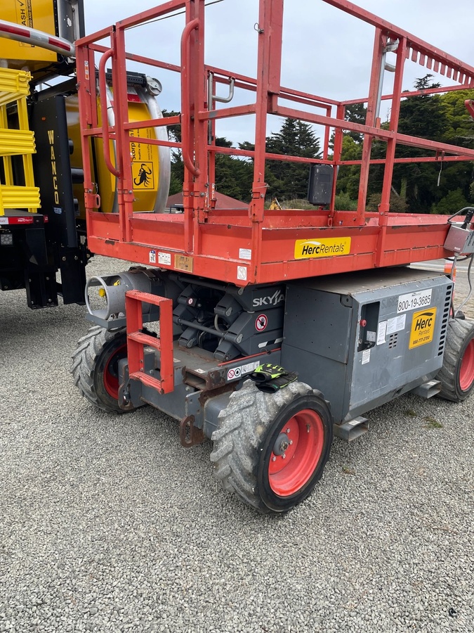 2018 Skyjack SJ-6826RT
