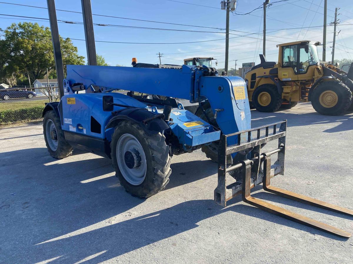 2018 Genie GTH 844