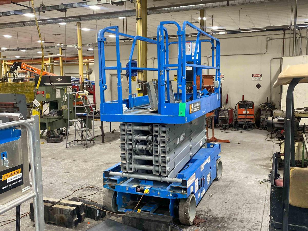 2016 Genie GS-4047