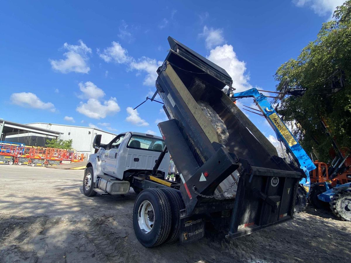 2017 Ford F750