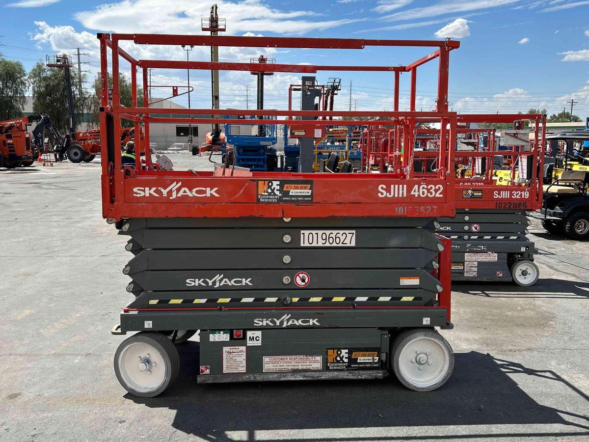 2016 Skyjack SJ4632