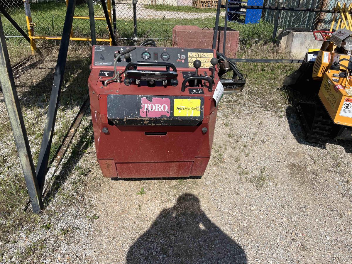 2018 Toro DINGO TX 427