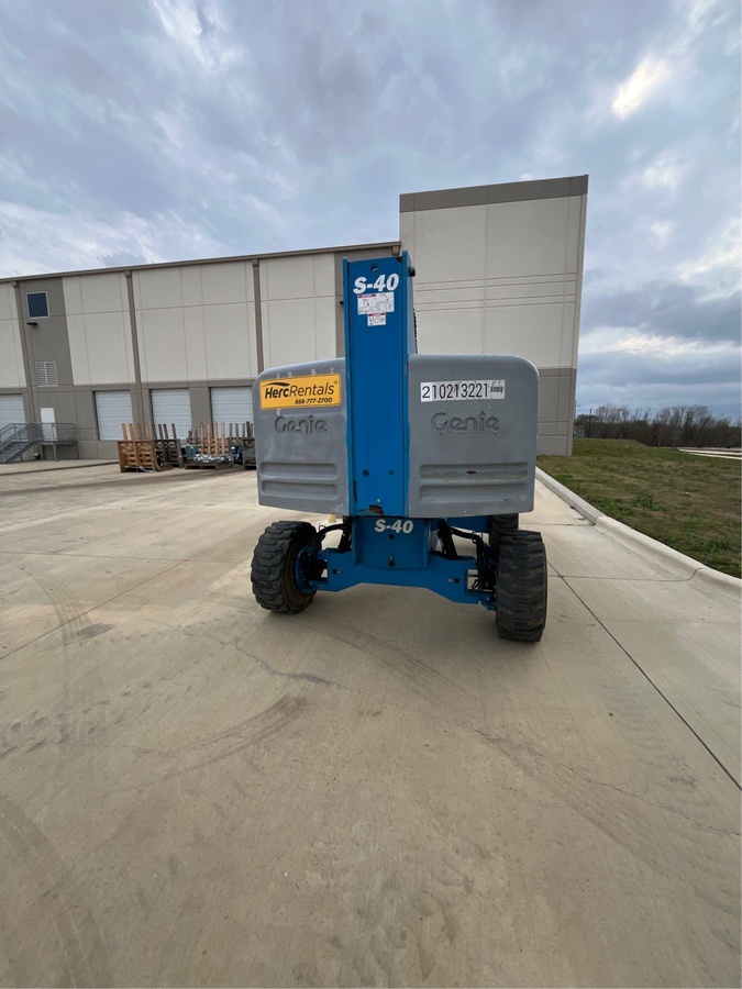 2017 Genie S-40-2
