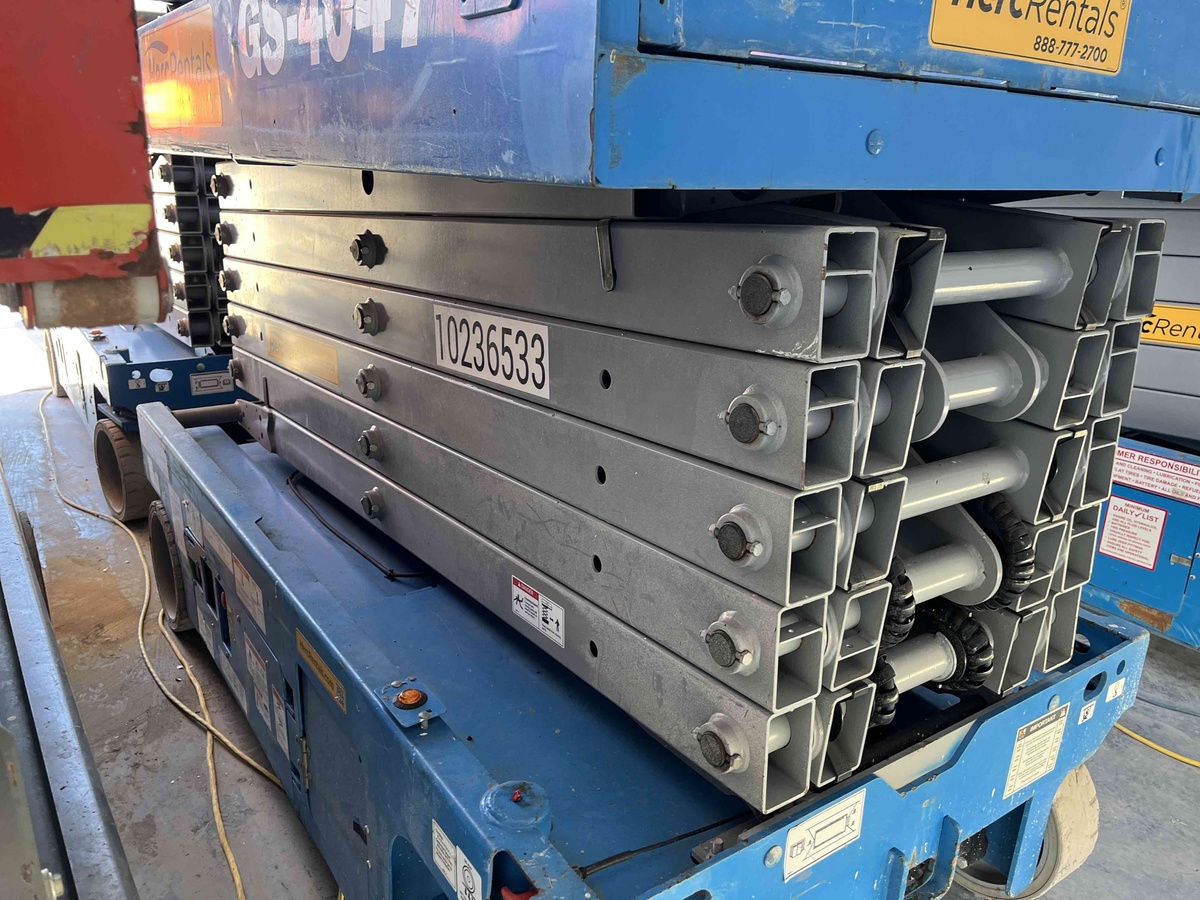2018 Genie GS-4047-3