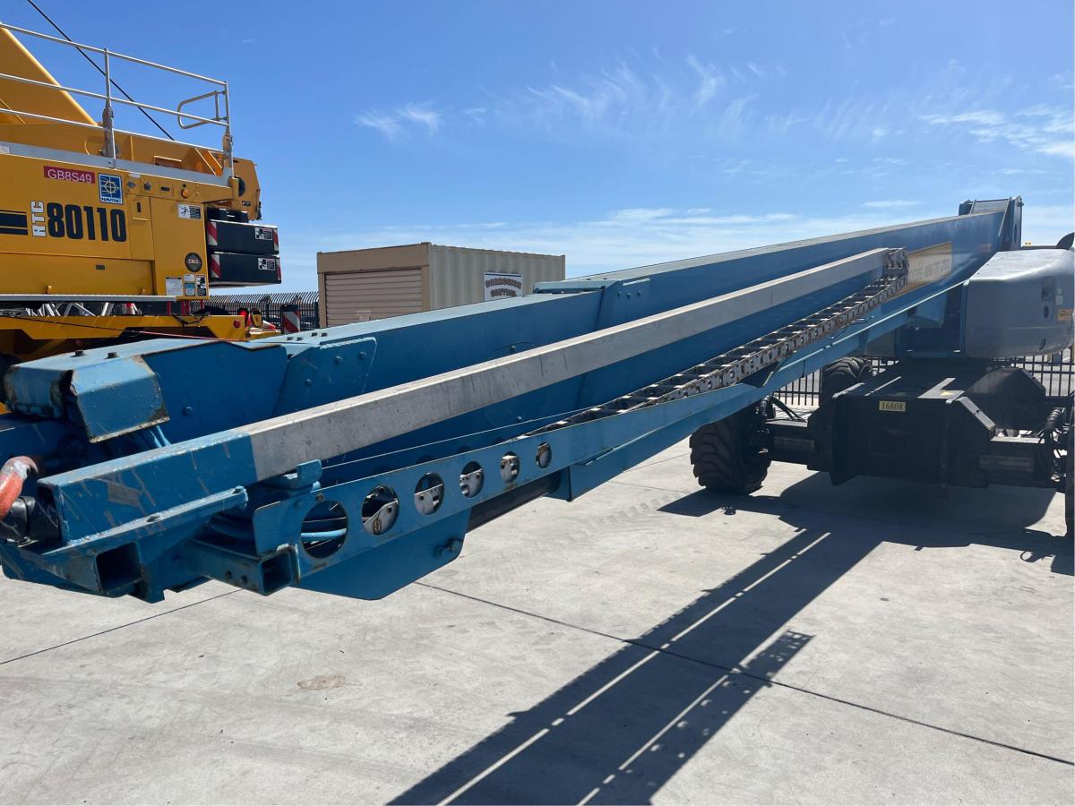 2012 Genie S-125-2
