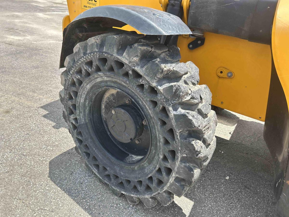 2021 JCB 510-56-13
