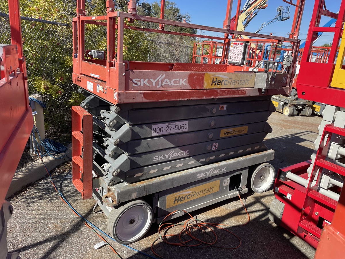 2020 Skyjack SJ4740