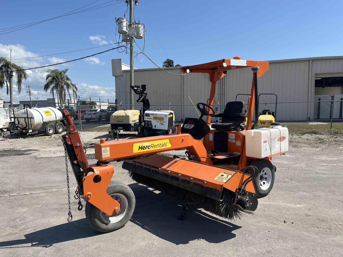 2020 LayMor SM300