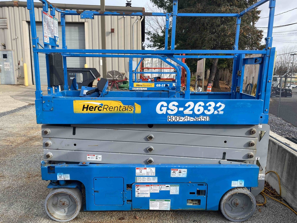 2018 Genie GS-2632