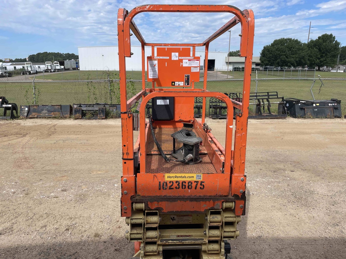 2018 JLG 1930ES-9