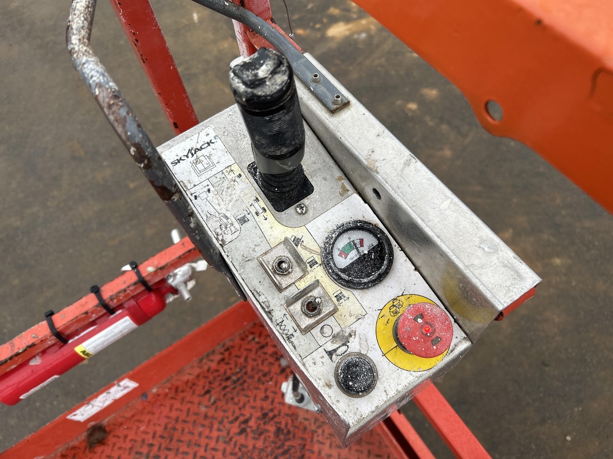 2019 Skyjack SJ4740-6