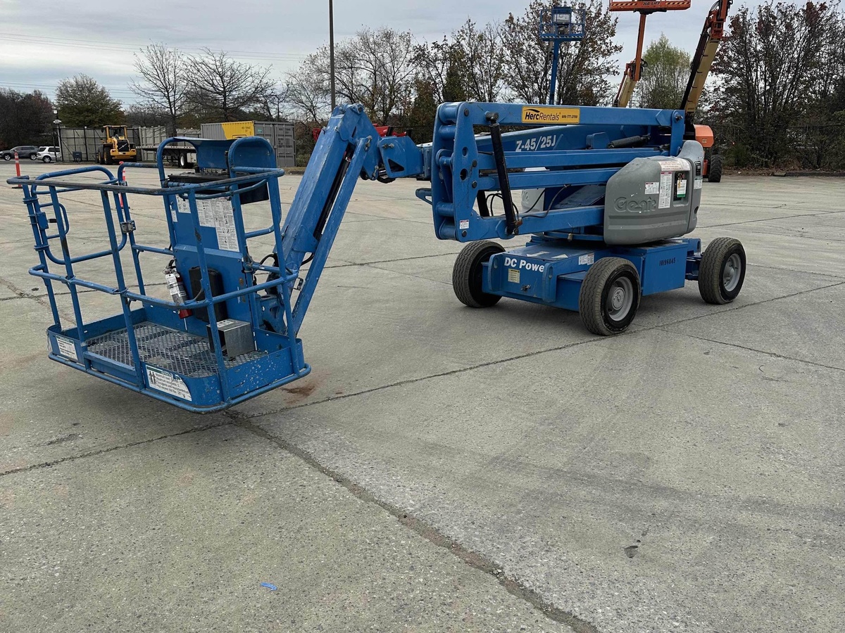 2016 Genie Z-45/25-4
