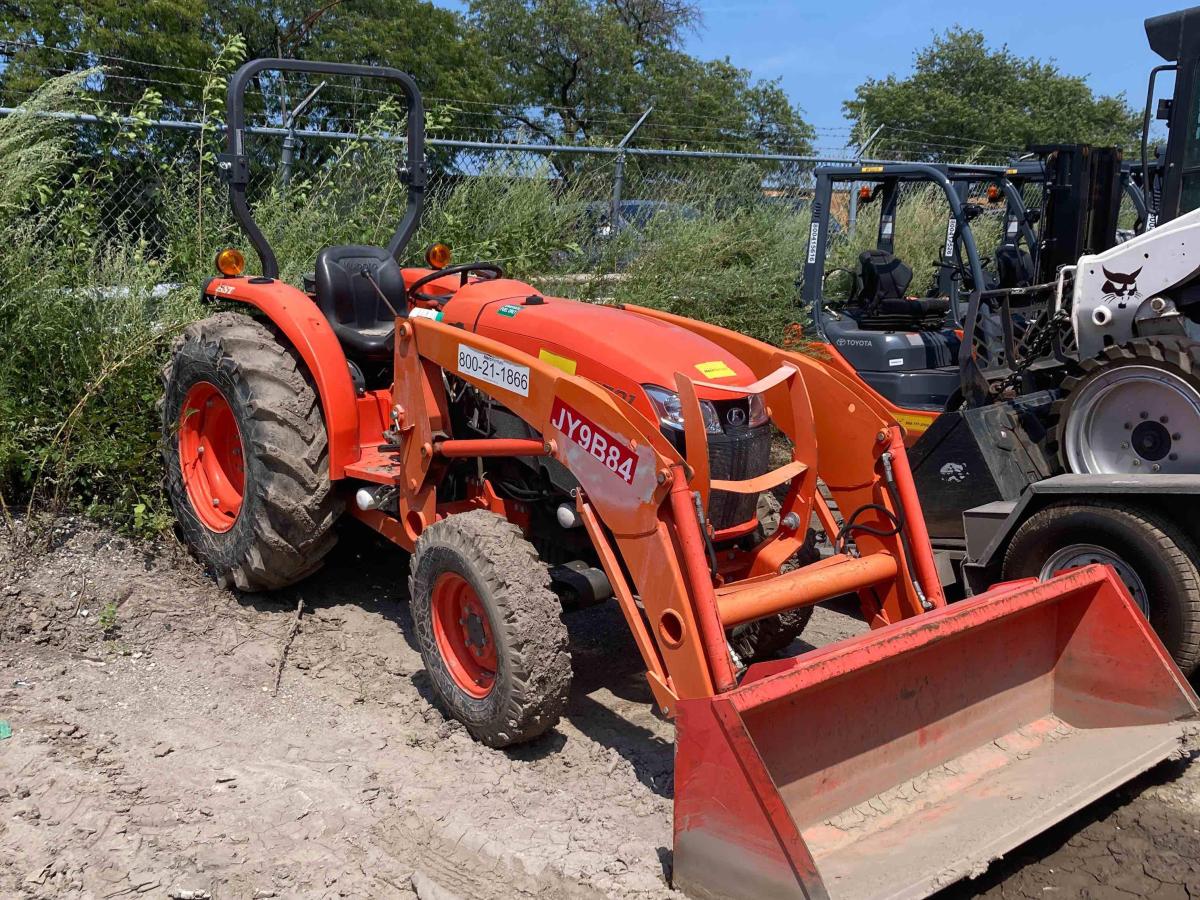 2017 Kubota L4701