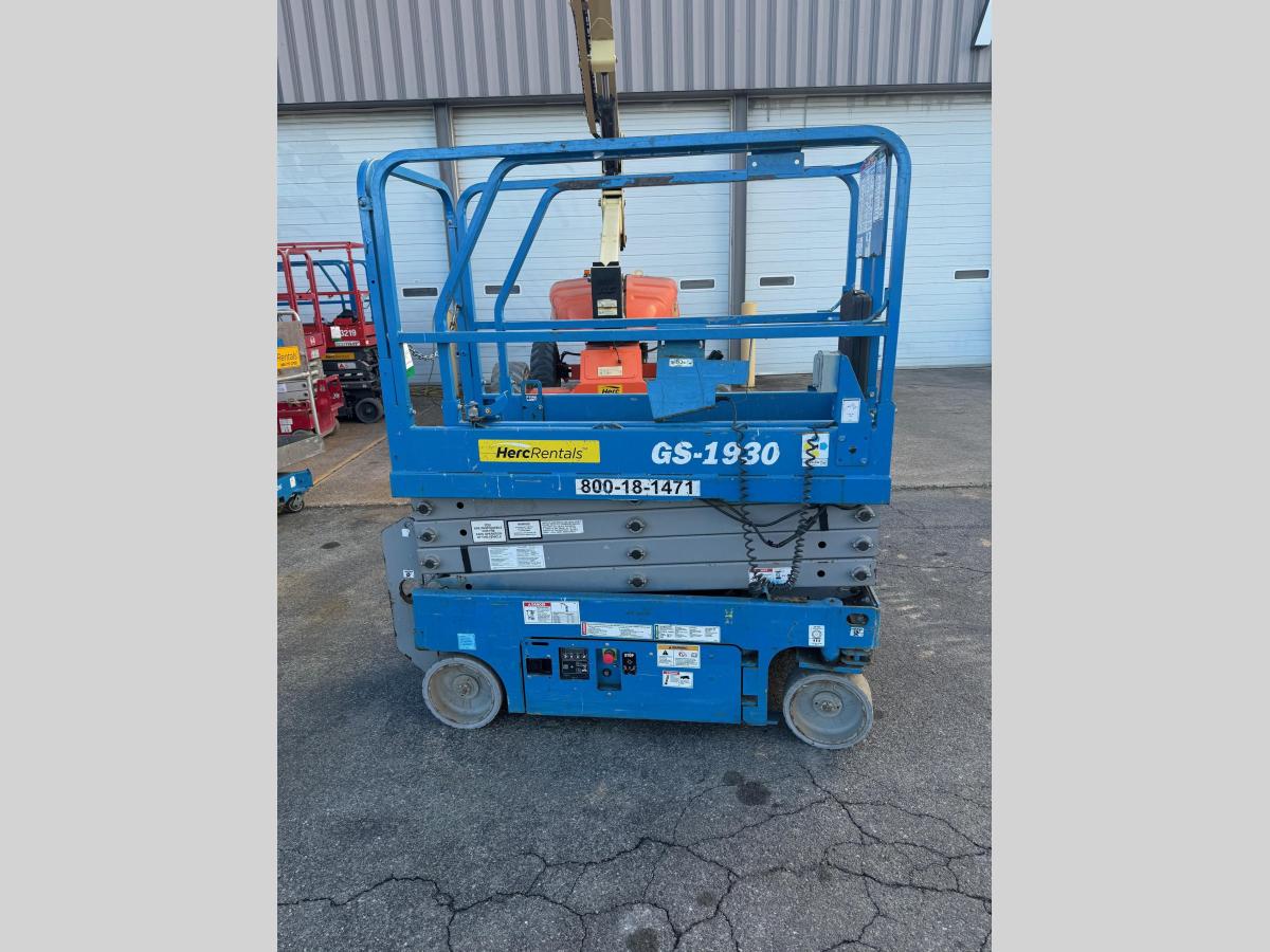 2017 Genie GS-1930