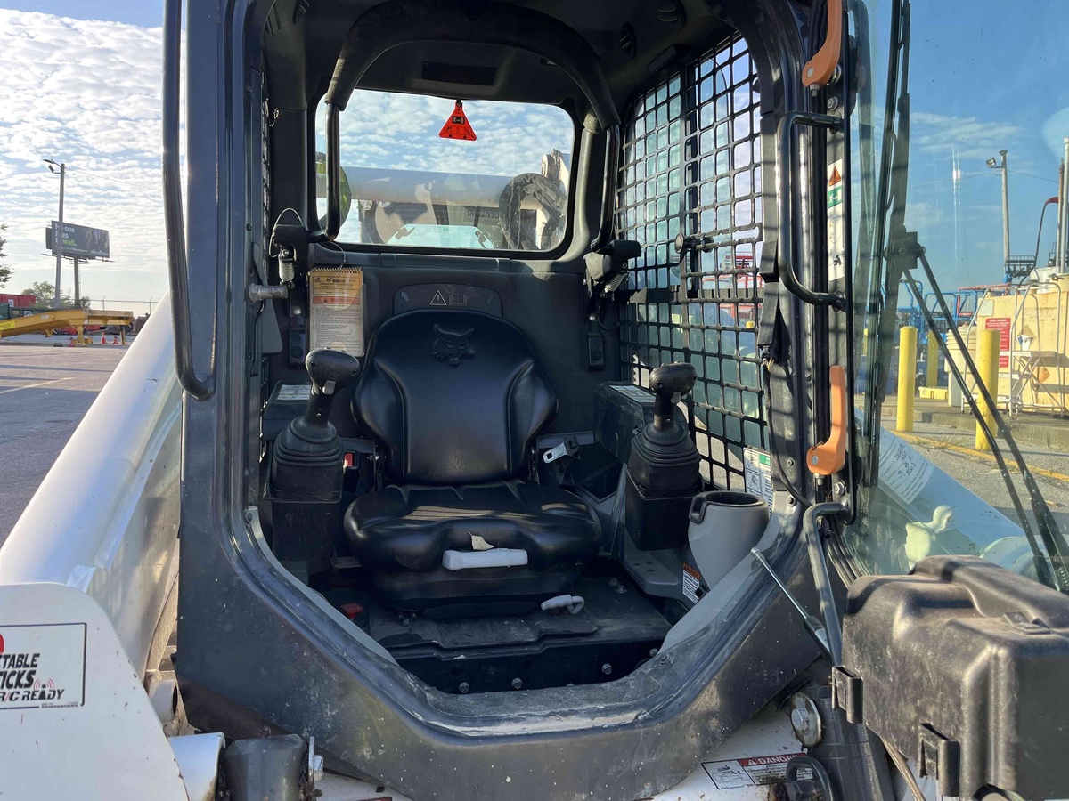 2021 Bobcat T740-5