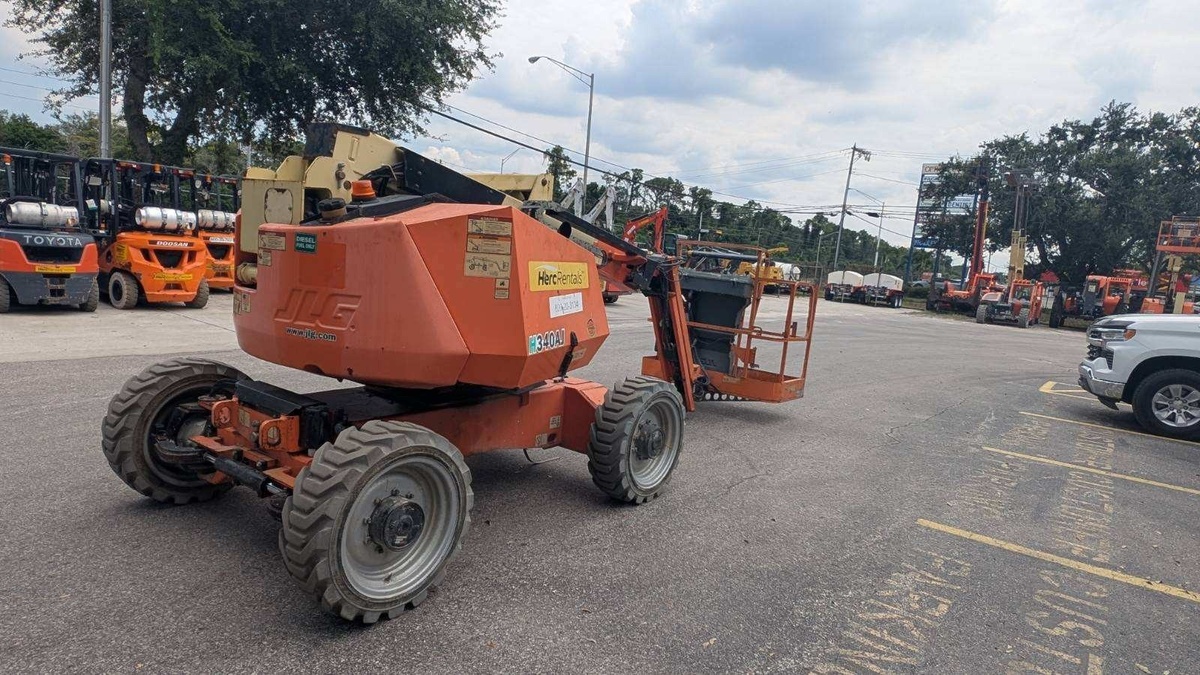 2018 JLG H340AJ-3