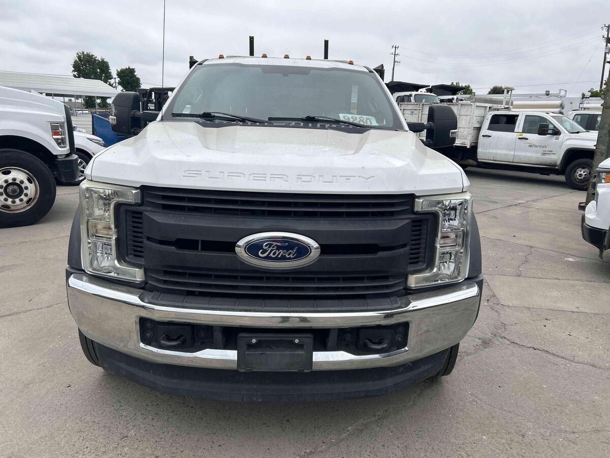 2018 Ford F550-1