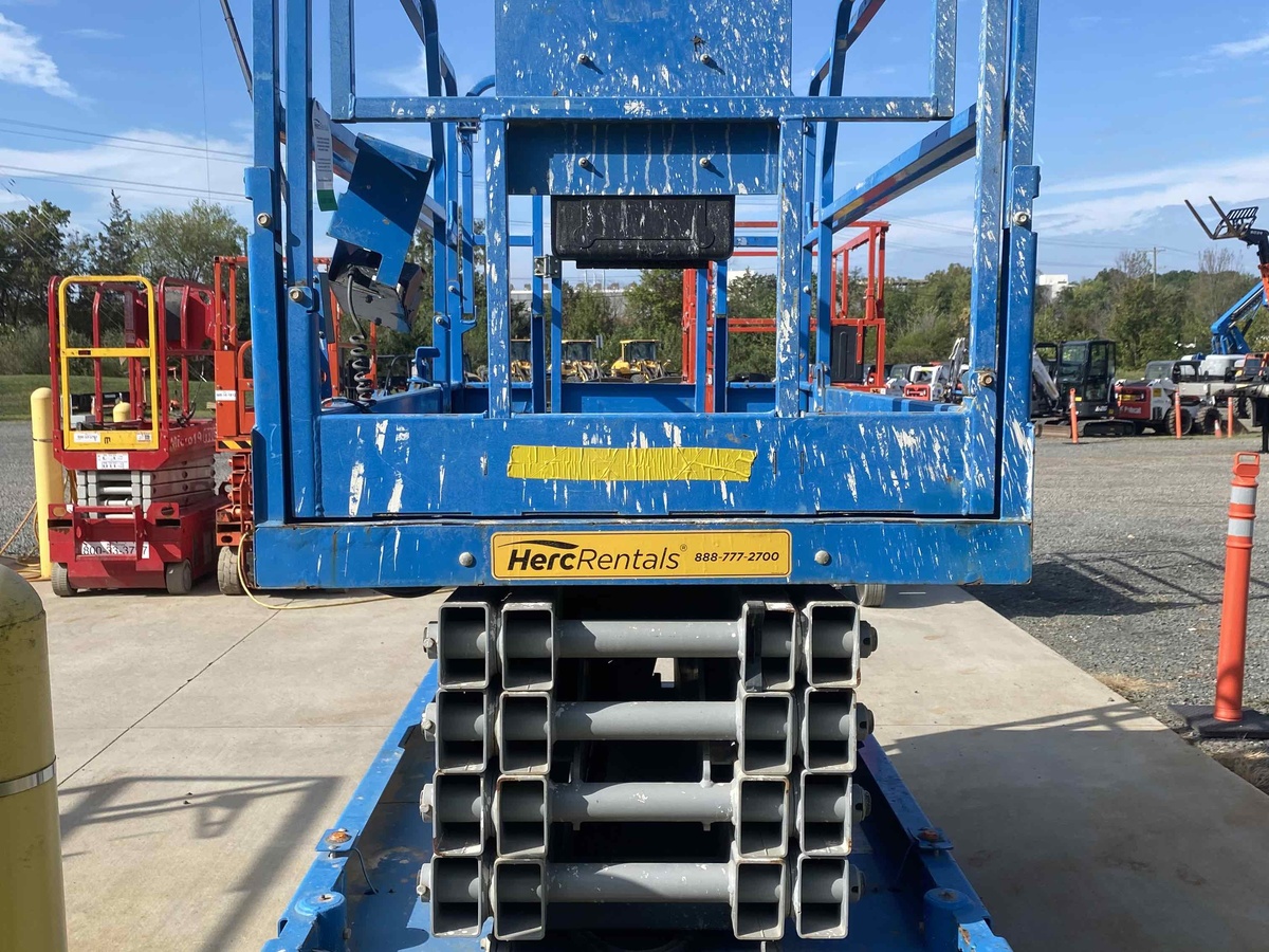 2018 Genie GS-3246-2