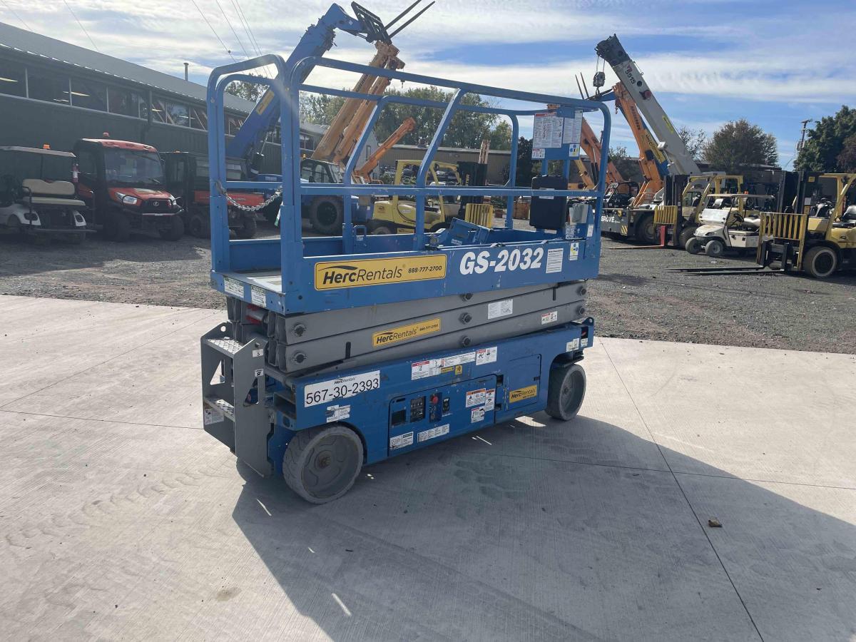 2019 Genie GS-2032