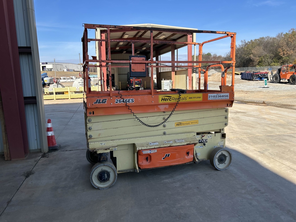 2018 JLG 2646ES-3