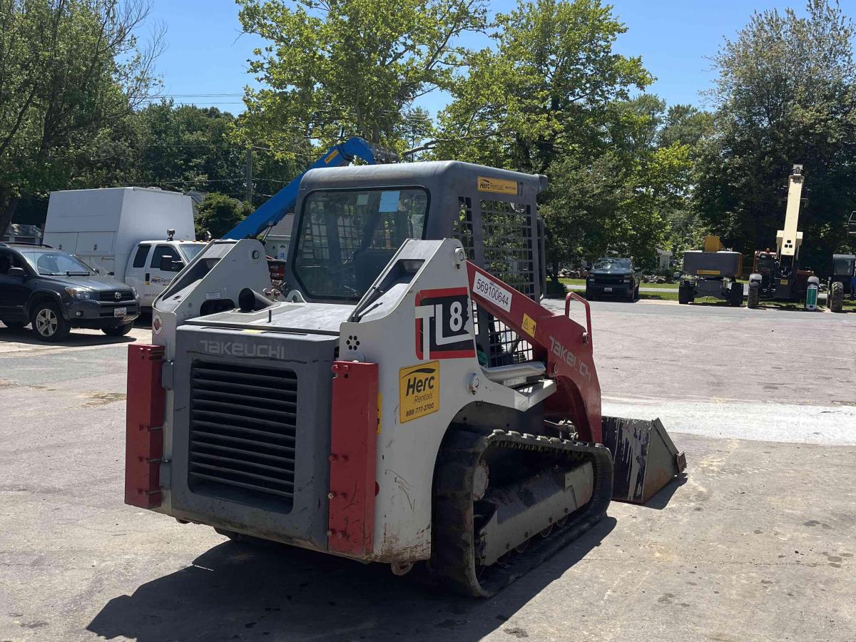 2020 Takeuchi TL8