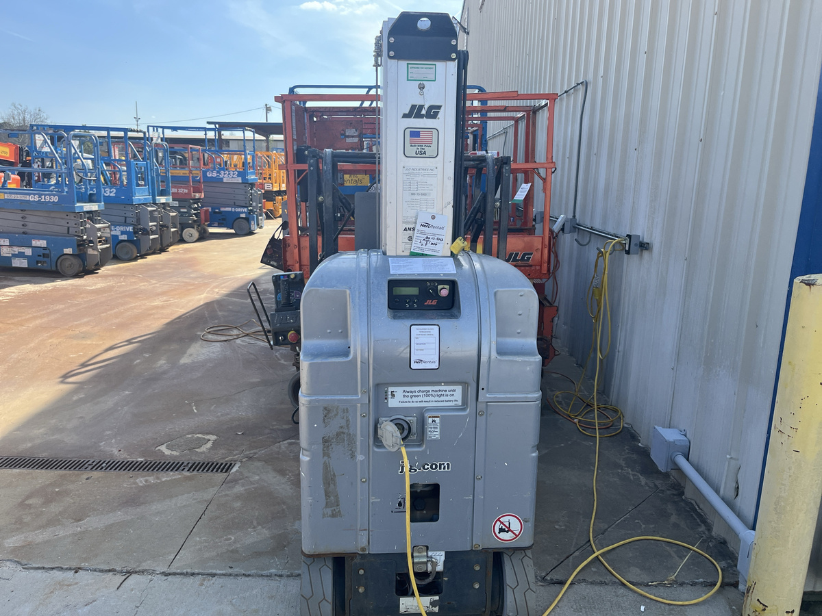 2017 JLG 20MVL-2