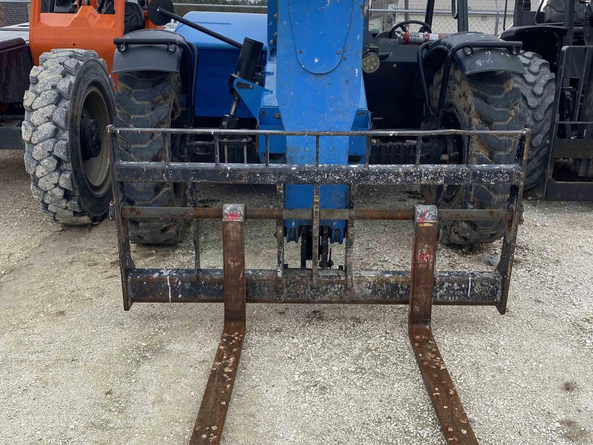 2019 Genie GTH 844