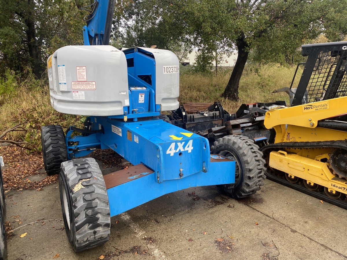 2018 Genie S-40