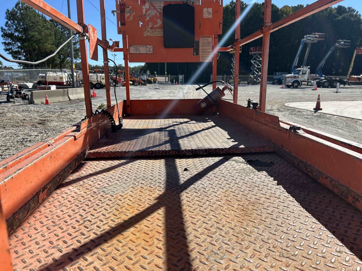 2018 JLG 2646ES-9