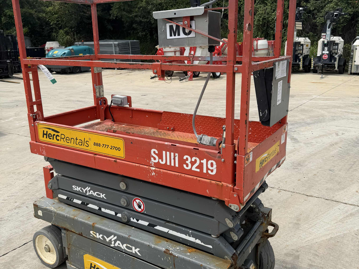 2019 Skyjack SJ3219-4